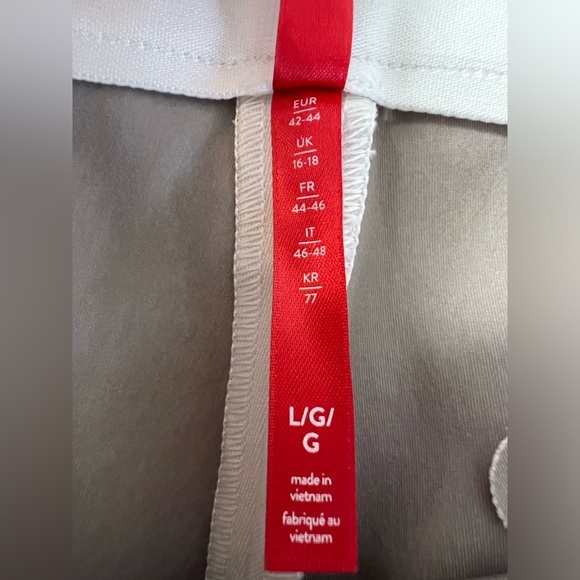 New SPANX Silver Linings Kick Flare Pull-on Pants size Large in Classic White - Picture 8 of 15